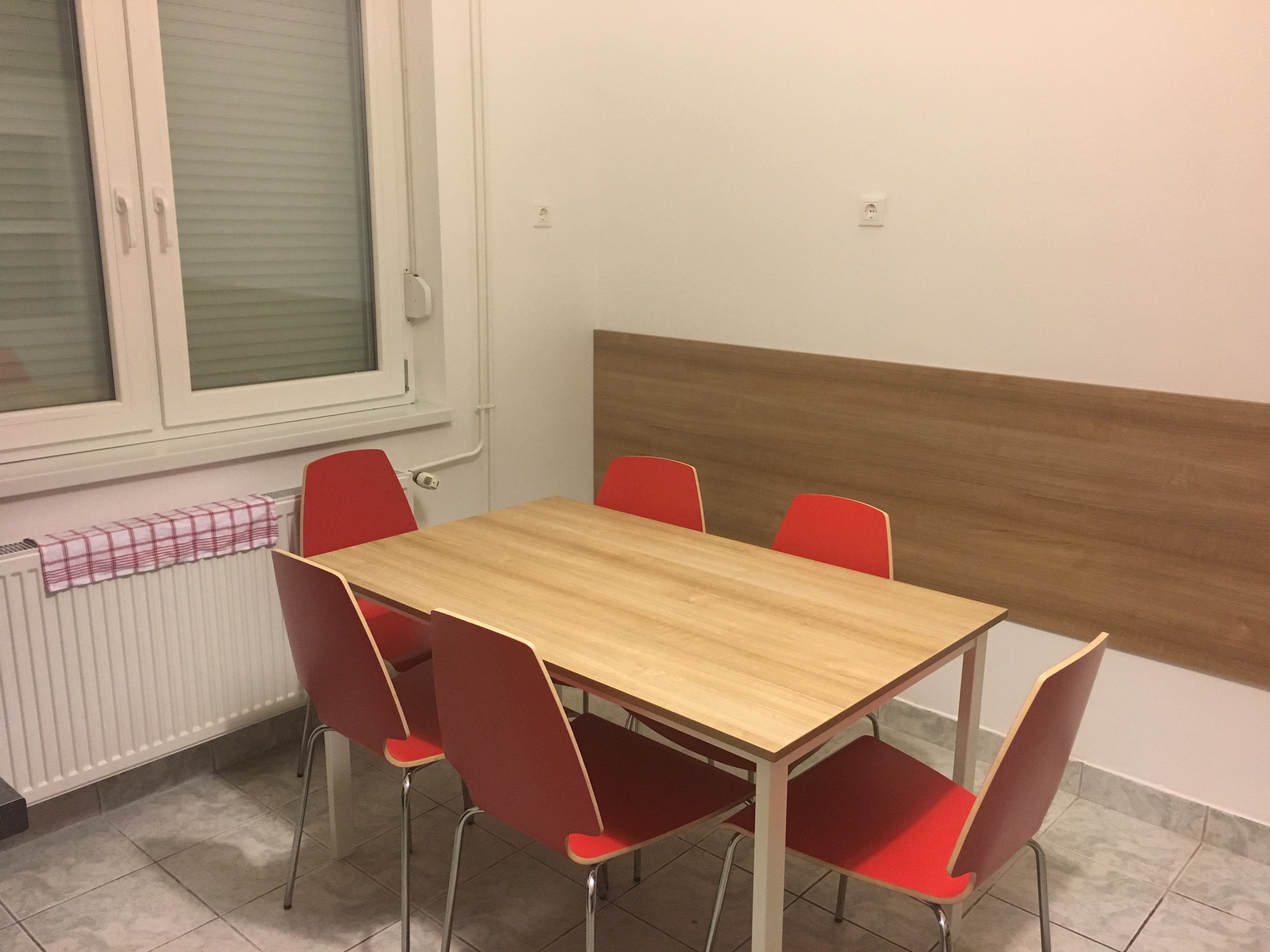 Konyha, étkezÅ olcsó igényes munkásszállás szombathely vas megye Olcsó étkező